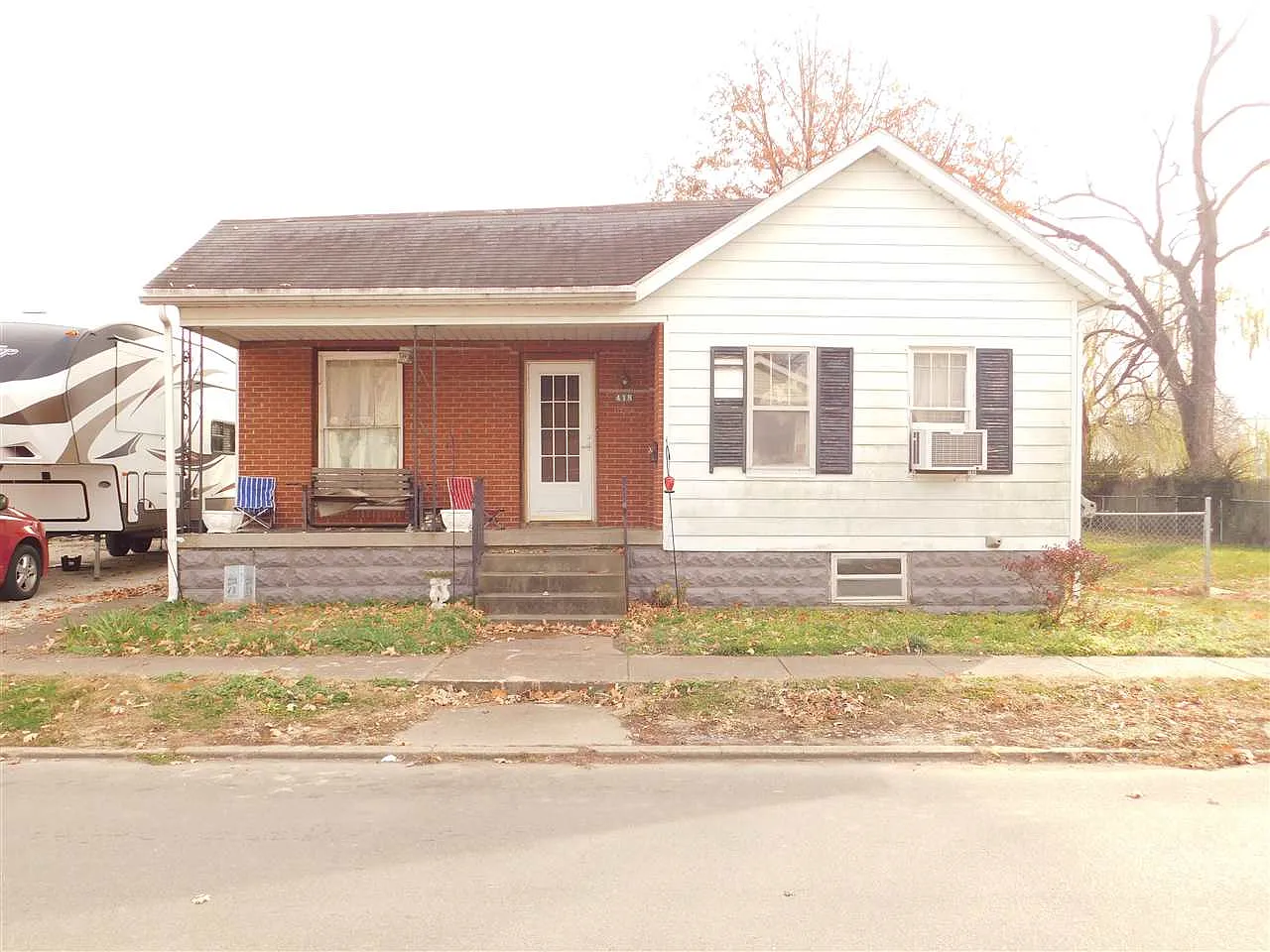 418 W 8th St photo 1