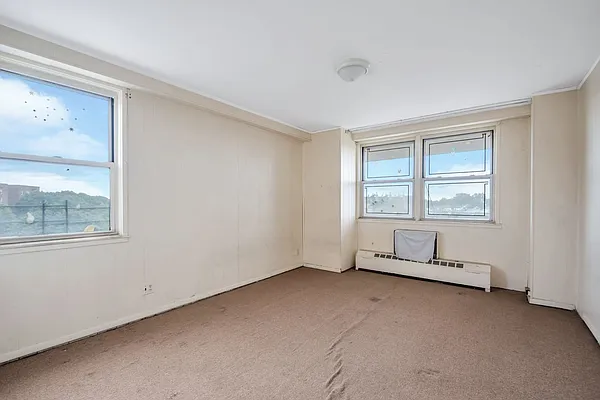 Sold by Compass | media 37