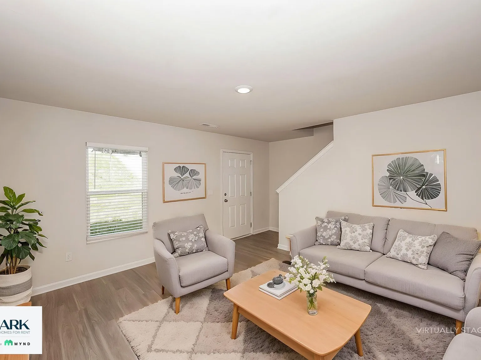 4 bed, 3.0 bath, 1811 sqft, $1,740 — Photo 2