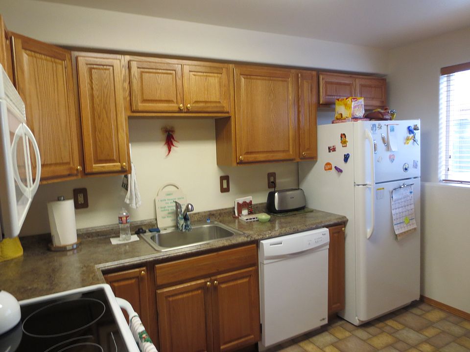 2nd image of 1240 E Elderberry Cir