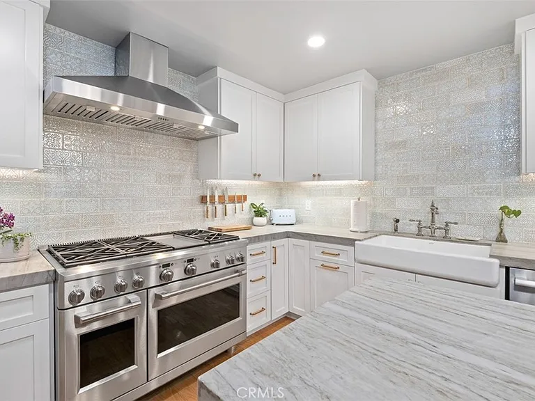 3386 Calle La Veta — Photo 12