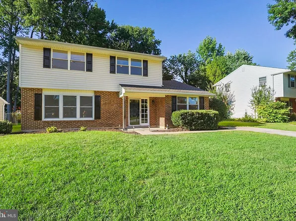 93 S Skyward Dr, Newark, DE 19713