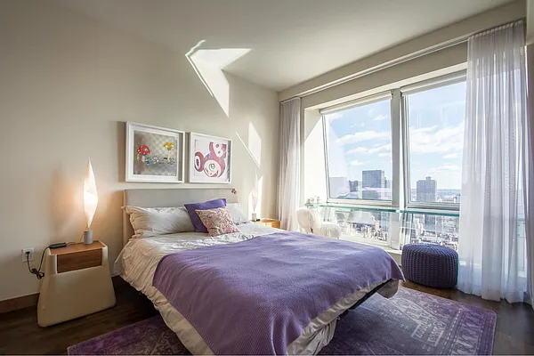 Rented by Douglas Elliman | media 22