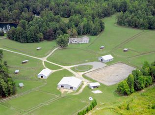 8768 Victory Ln, Liberty, NC 27298