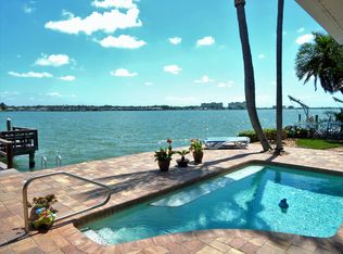 16007 6th St E, Redington Beach, FL 33708