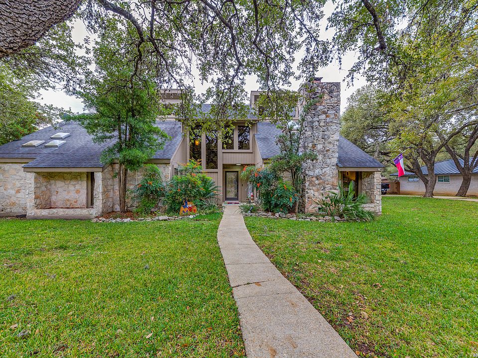 1st image of 212 SAGECREST DR