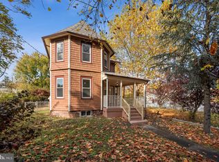 17 Gibbsboro Rd, Clementon, NJ 08021