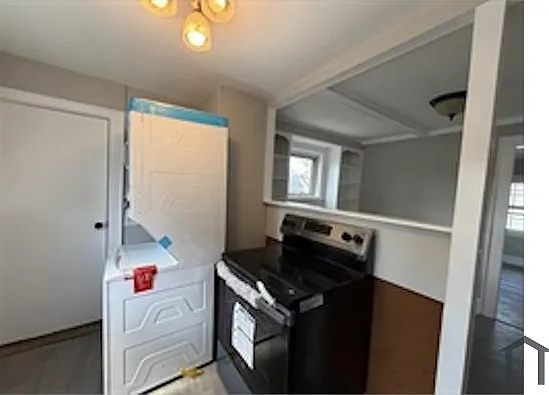 93 Friend St #2 — Photo 3