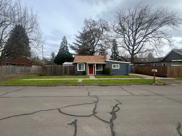 1465 Hayes St, Eugene, OR 97402