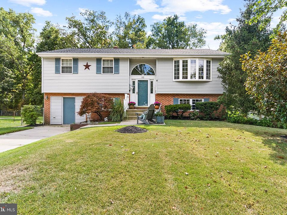 1st image of 112 Cambridge Ave