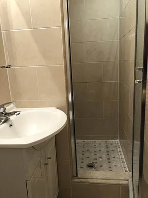 Rented by Kew Forest Realty Inc | media 36
