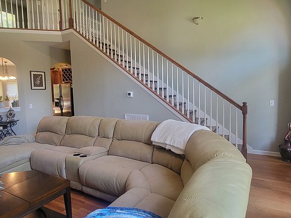 4th image of 2988 Indian Ridge Blvd