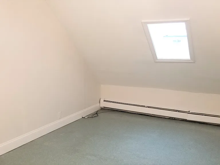 32-34 Salem St #3 — Photo 7