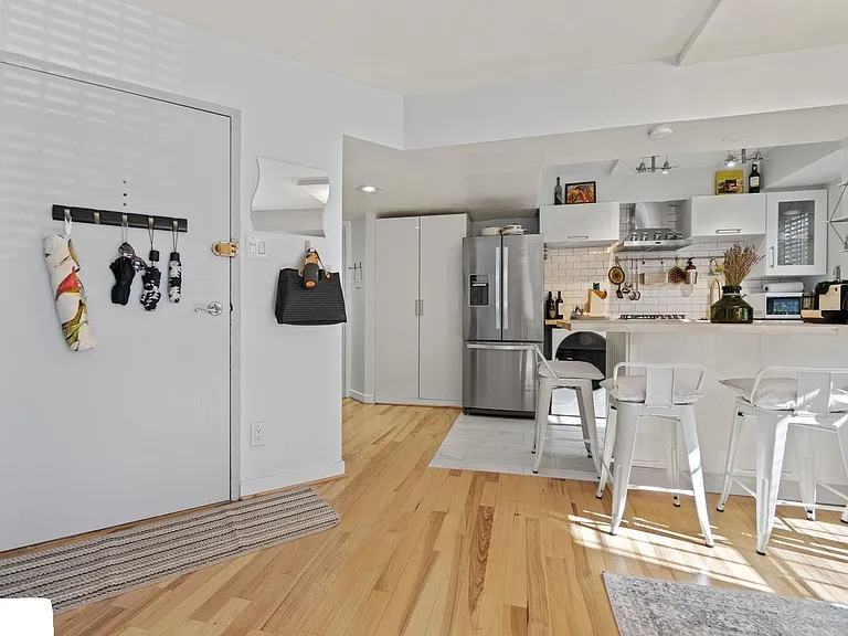 1801 Clydesdale Pl NW #329 — Photo 1