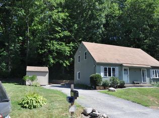 41 Dale Rd #A, Hooksett, NH 03106