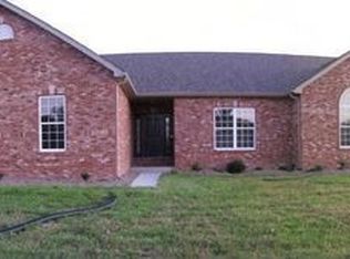 7800 Sun Ridge Ct, Edwardsville, IL 62025