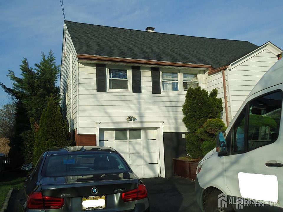 1st image of 106 Maryknoll Rd