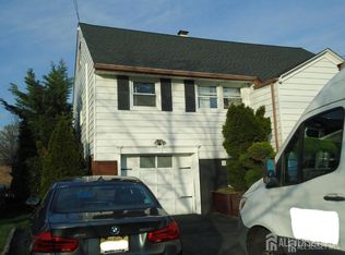 106 Maryknoll Rd, Metuchen, NJ 08840