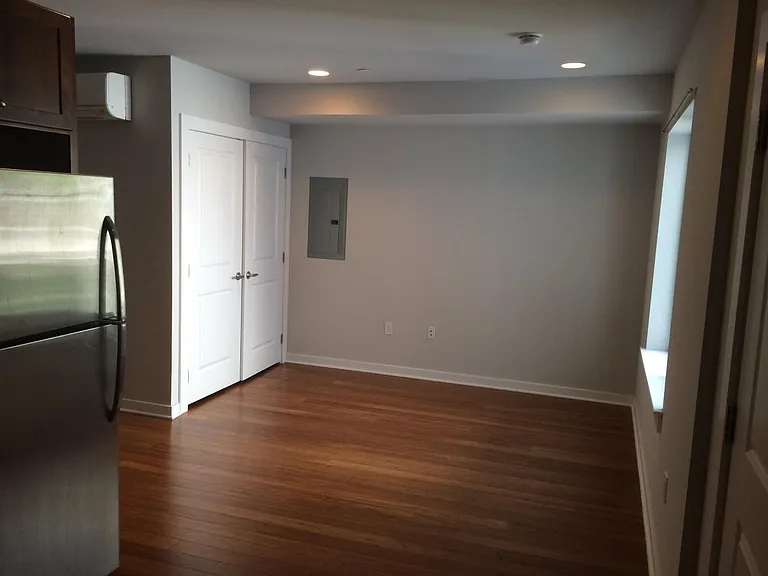 622 N 2nd St #203 — Photo 3