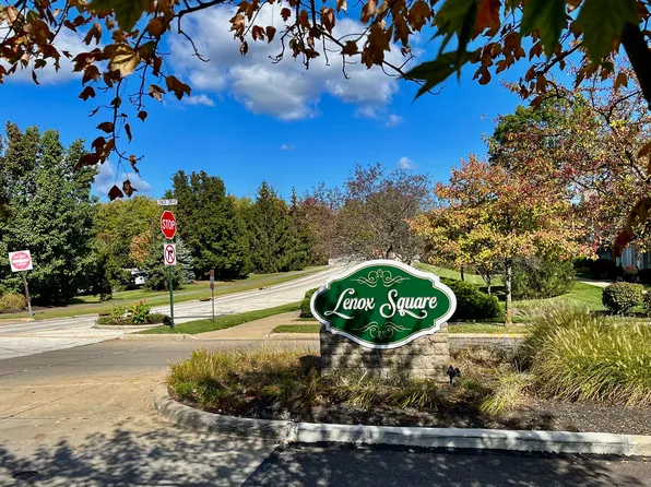 22687 Lenox Dr, Cleveland, OH 44126