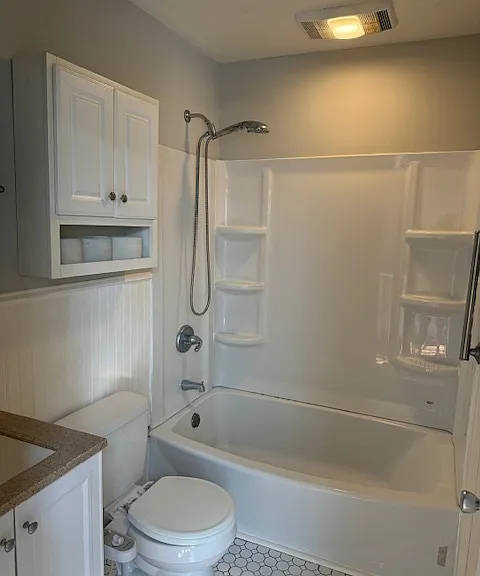 203 N Main St #B — Photo 5