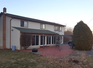 3198 Love Rd, Northampton, PA 18067