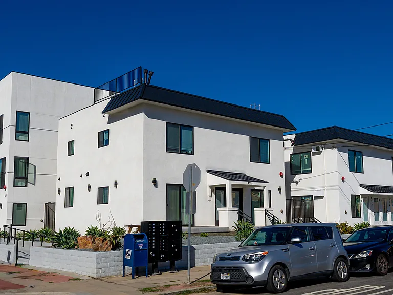 402 Arbor Dr #3 — Photo 15