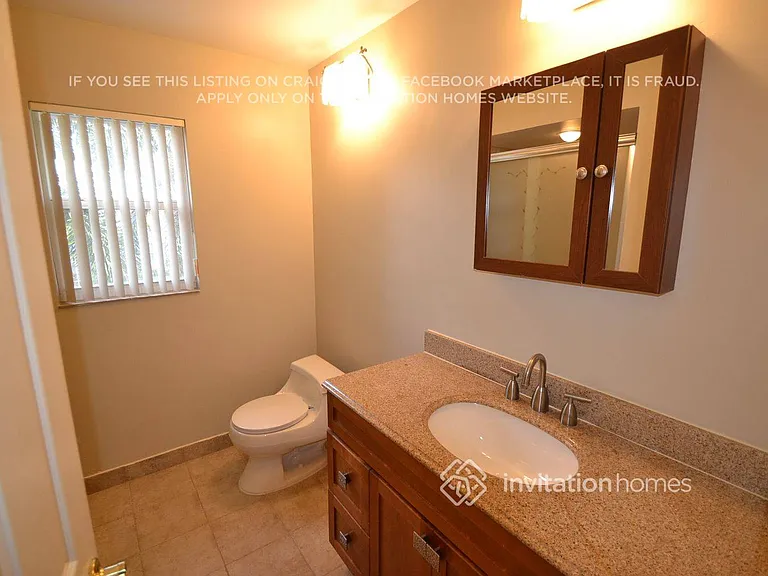 10225 Panama St — Photo 12
