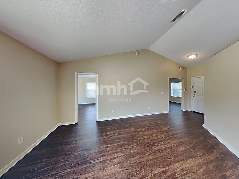 3206 Chantilly Ct — Photo 7