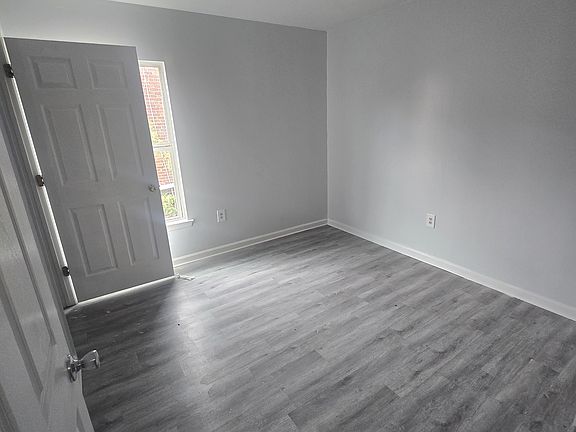 5th image of 54 Melrose Ave #A1