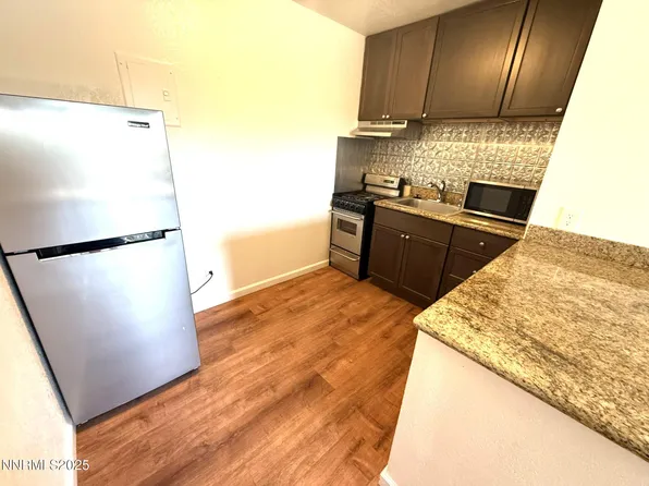 2450 Lymbery St APT 219, Reno, NV 89509
