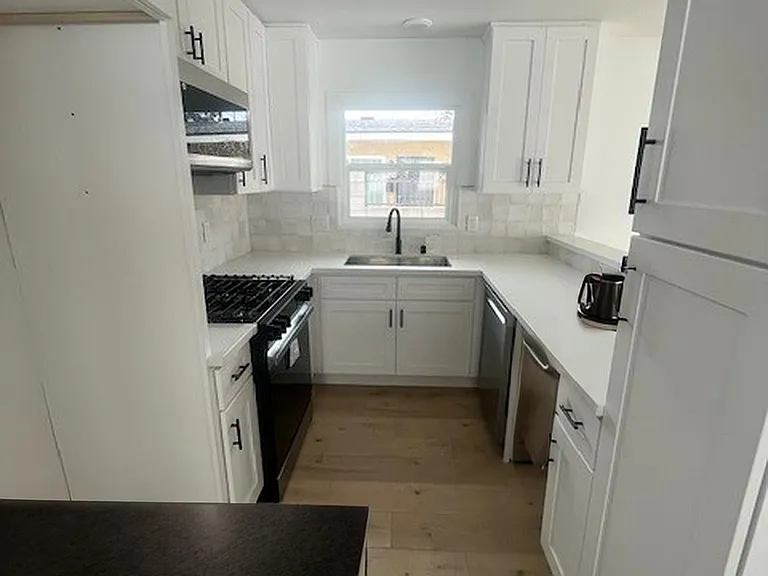 1530 W Juno Ave #D — Photo 3