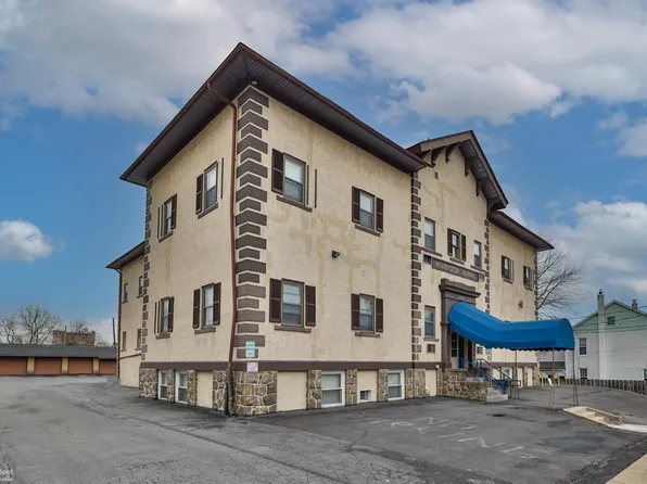 353 Broad St, Emmaus, PA