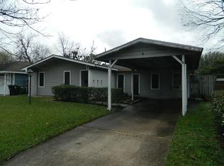 6323 Lodge St, Houston, TX 77092