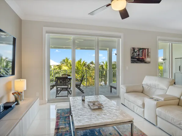 842 Bay Colony Drive S, Juno Beach, FL 33408
