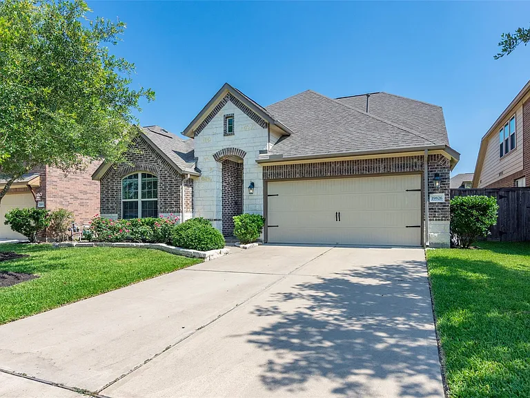 19826 Summit Crest Ct — Photo 2
