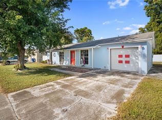 954 Jolly Rd, North Fort Myers, FL 33903