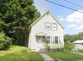 4 Clark St #1, Derry, NH 03038