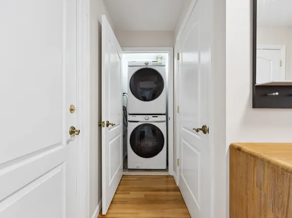 2511 Ocean Avenue image 12 of 21