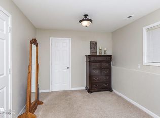 8440 Ragged Top Cir, Anchorage, AK 99504