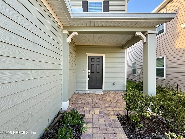 4033 Haydon Burns Pl — Photo 3