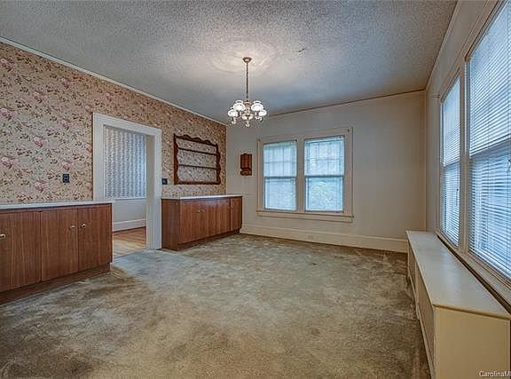 4th image of 1219 Crescent Ave