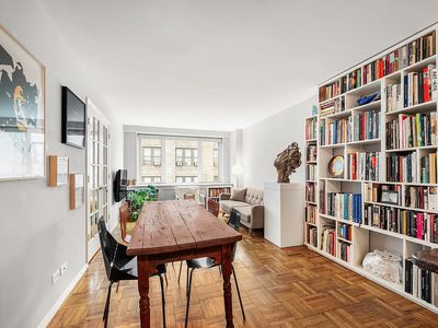 301 E 22nd St APT 8H, Manhattan, NY, 10010