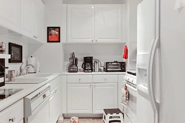 Rented by Compass | media 11