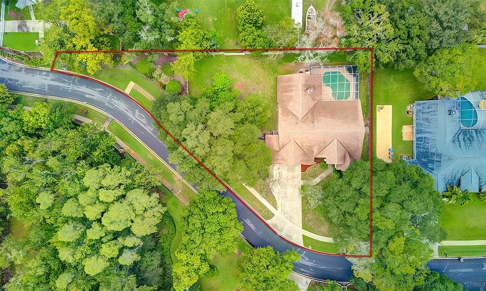1st image of 17304 Oak Ledge Dr