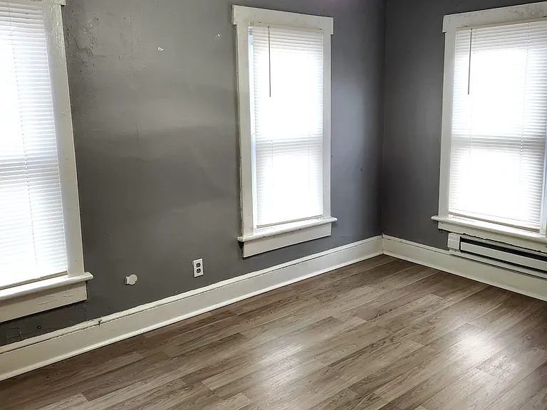 31 Lake Ave #2L — Photo 5