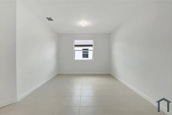 2811 SE 23rd Ter #2811 — Photo 31