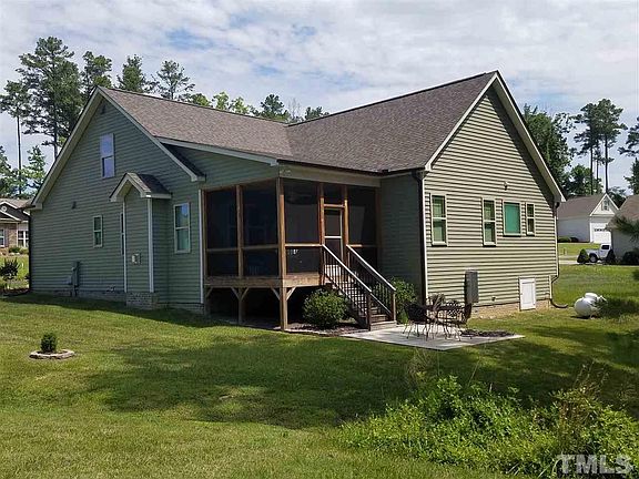 2nd image of 200 Griffis Dr