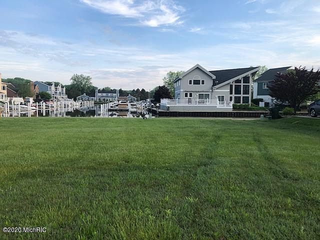 1st image of 2535 Bay Pointe Dr
