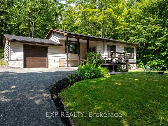 4th image of 1867 Fraserburg Rd